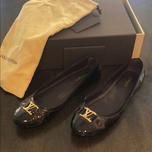 Louis Vuitton flats